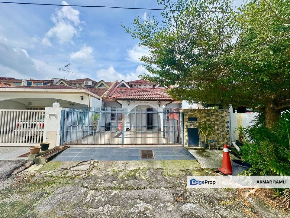 1.5 Storey Terrace Usj 2 Subang Jaya, Selangor, USJ