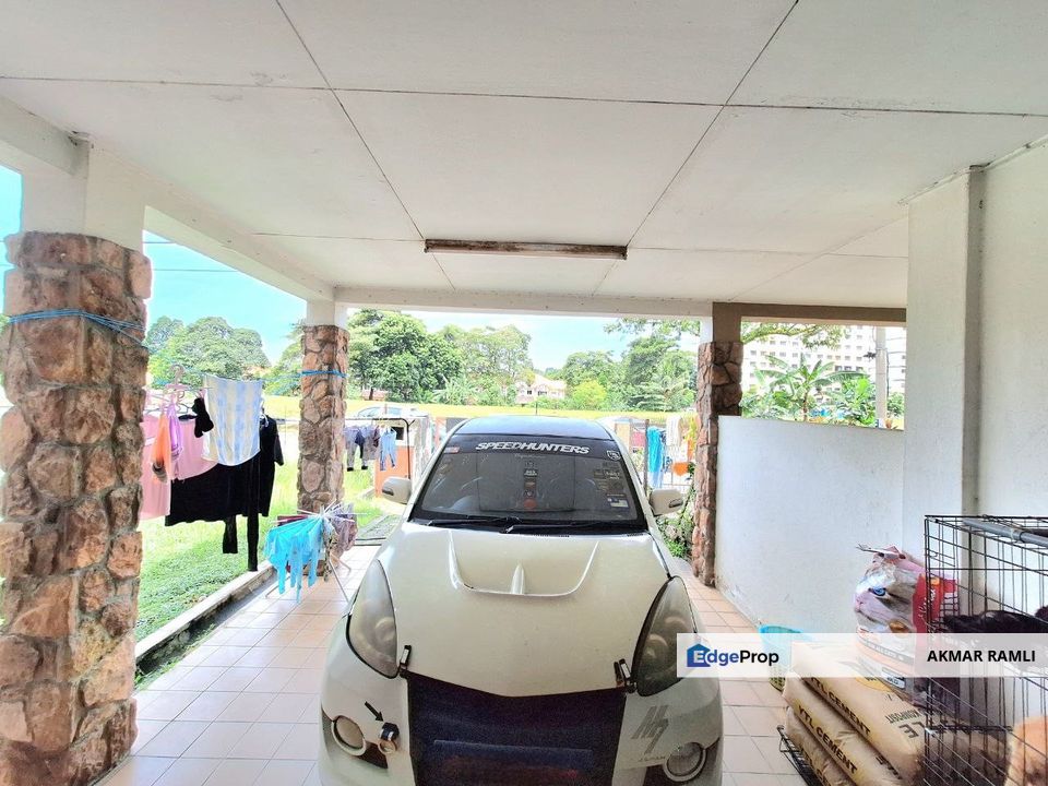 Facing OPEN 2 Storey Terrace Usj 12 Subang Jaya, Selangor, USJ