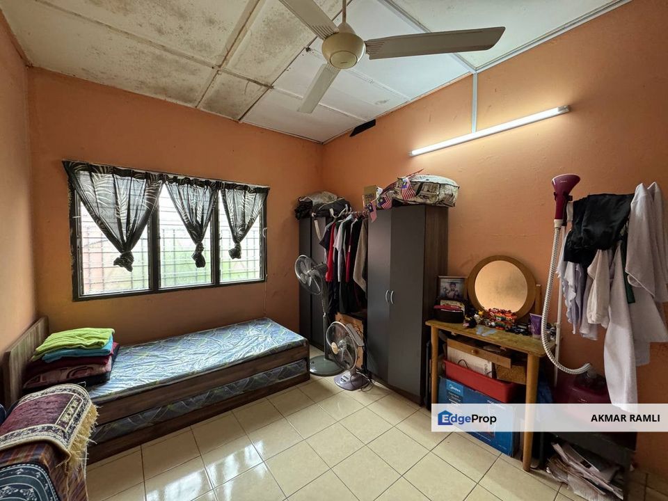 Facing OPEN Single Storey Seksyen 17 Shah Alam, Selangor, Shah Alam