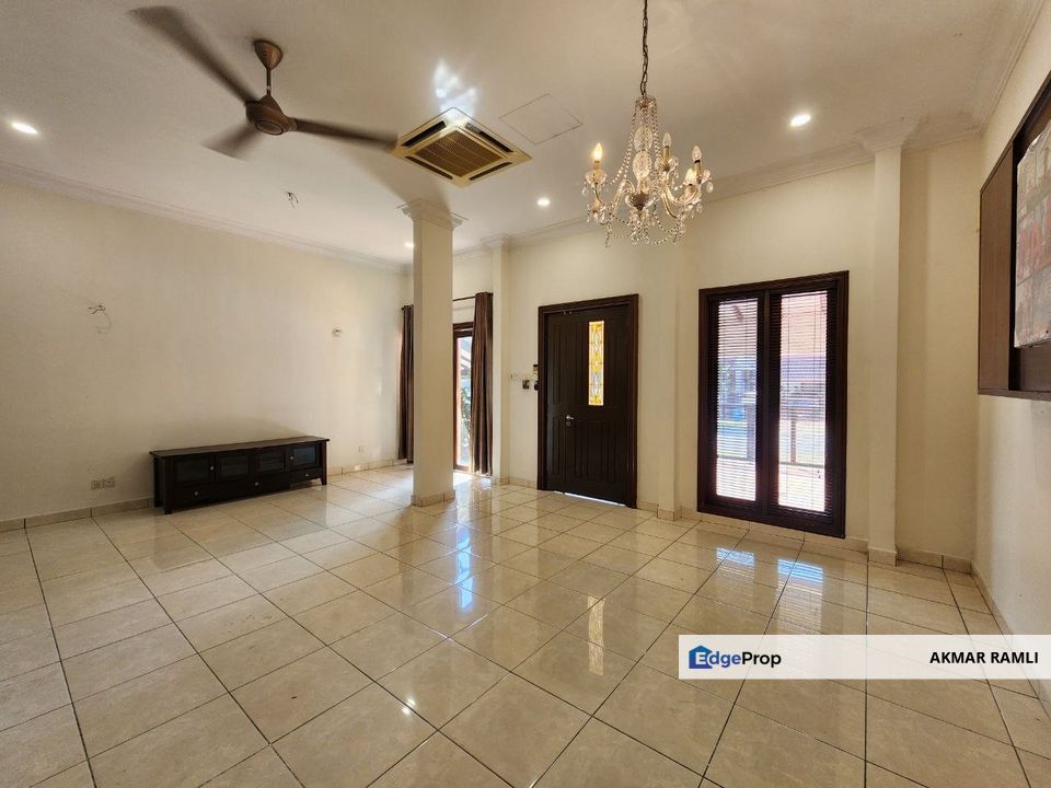 Superlink 2-Storey Bukit Jelutong, Selangor, Shah Alam