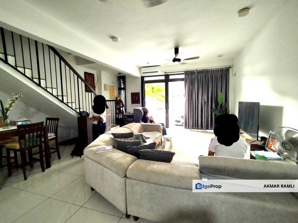 Below MV Elmina Valley 1 For Sale !, Selangor, Shah Alam