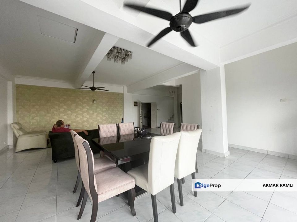 Penthouse Below MV Sri Mahligai Condo Seksyen 9 , Selangor, Shah Alam