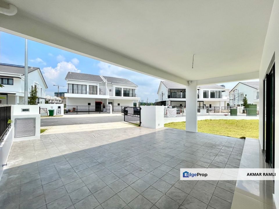 Rare unit HUGE land Superlink Sejati Lakeside Cyberjaya, Selangor, Cyberjaya