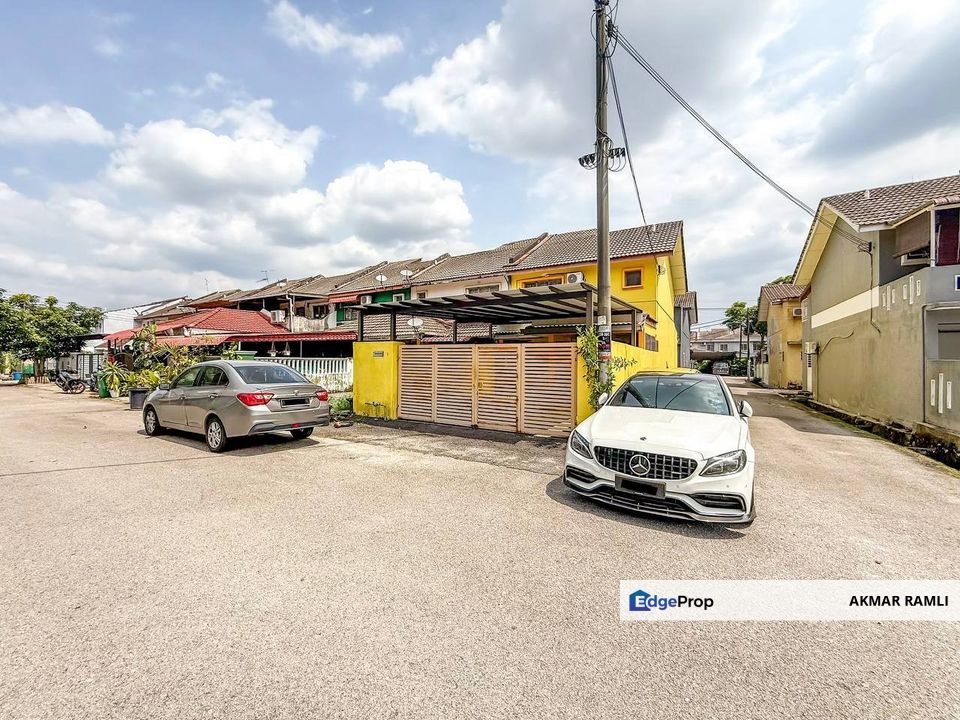 Taman Sri Andalas, Lorong Seri Demak, Klang For Sale Facing Open & Renovated, Selangor, Klang