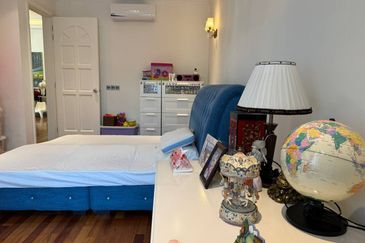 Duta Villa, Setia Alam