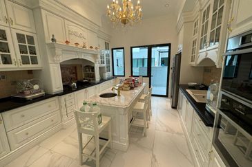 Duta Villa, Setia Alam