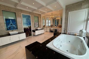 Duta Villa, Setia Alam