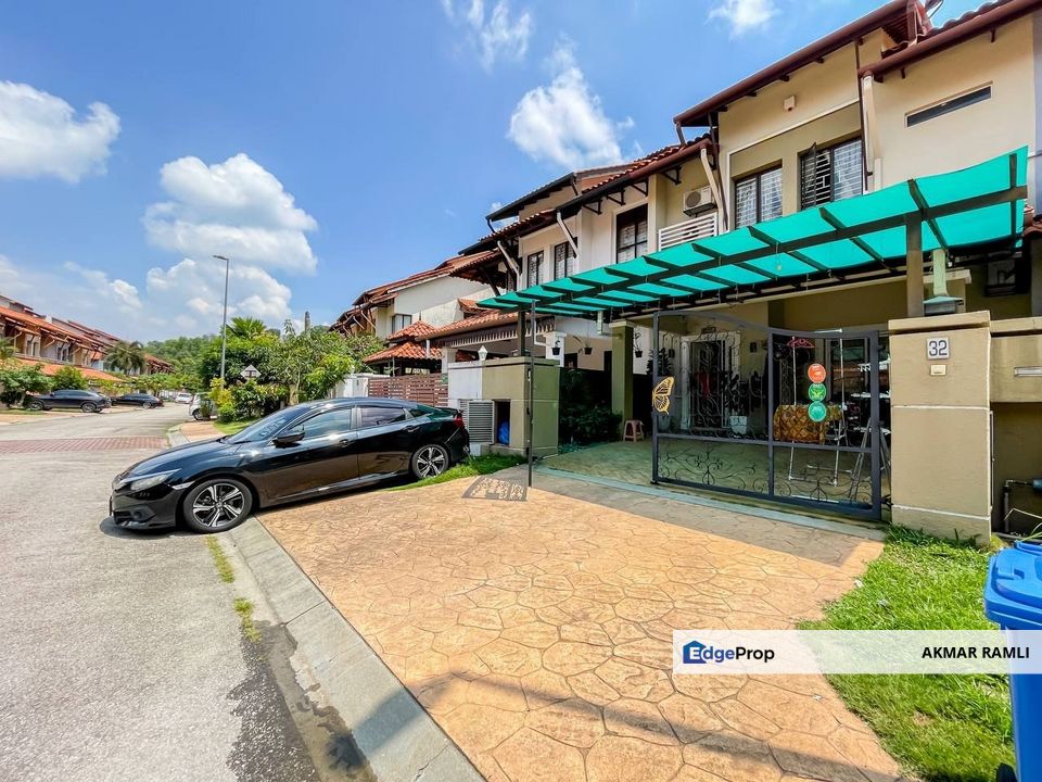 FULLY RENOVATED Double Storey Superlink House, Bukit Jelutong Shah Alam , Selangor, Bukit Jelutong