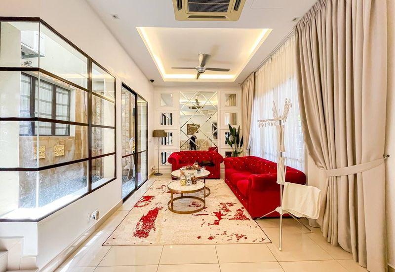 FULLY RENOVATED Double Storey Superlink House, Bukit Jelutong Shah Alam 