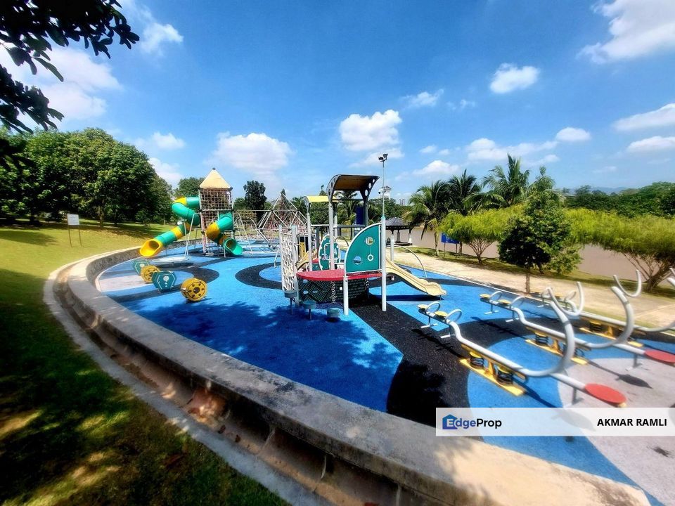 [LAKE VIEW + END  LOT] Residential Bungalow Land, Seksyen 8 Kota Damansara , Selangor, Kota Damansara