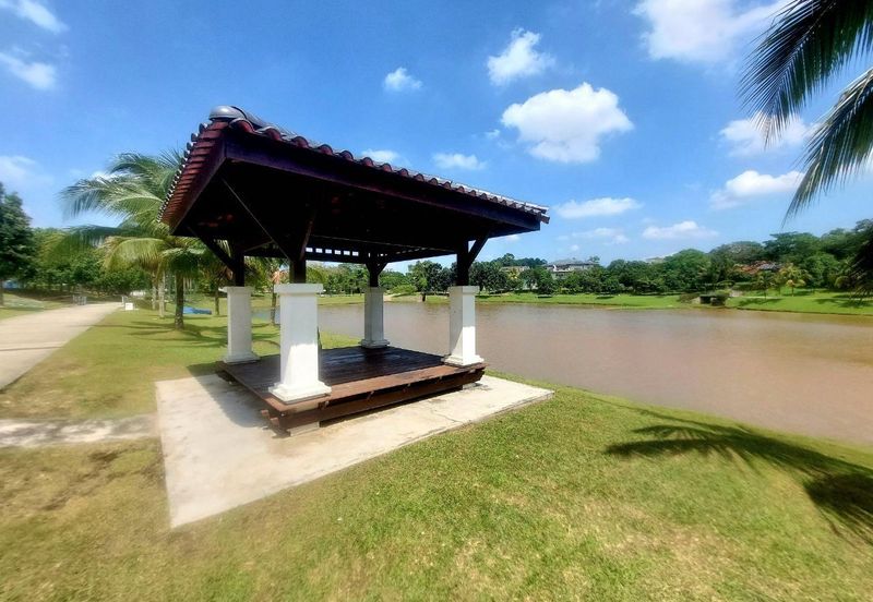 Seksyen 8, Kota Damansara