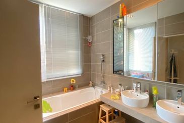 Jacaranda Garden Residence