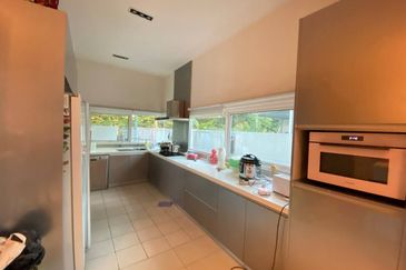 Jacaranda Garden Residence