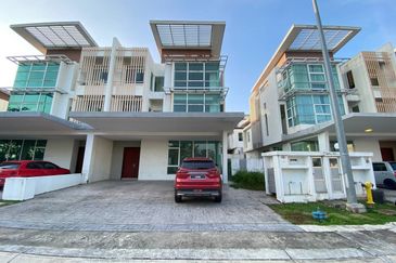 Jacaranda Garden Residence