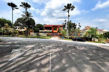 Seksyen 12, Shah Alam