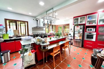 Seksyen 12, Shah Alam