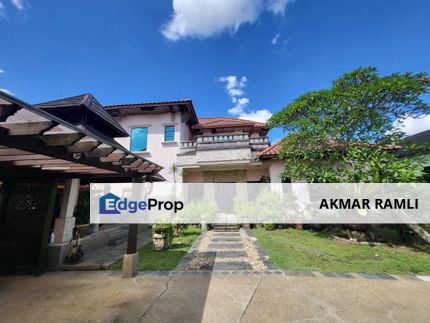 HUGE & NICE 2 Storey Bungalow House with Swimming Pool, Seksyen 11 Shah Alam , Selangor, Shah Alam