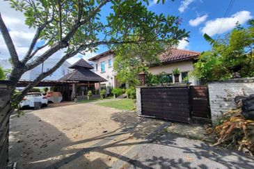 Seksyen 11, Shah Alam