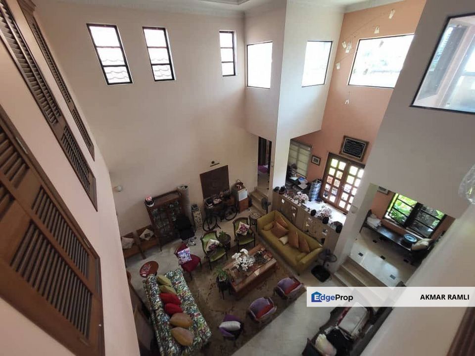 HUGE & NICE 2 Storey Bungalow House with Swimming Pool, Seksyen 11 Shah Alam , Selangor, Shah Alam