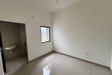 Casira 3 @ Bandar Bukit Raja