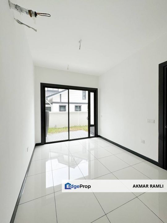 FACING OPEN FREHOLD 2 Storey Semi-D House, Hevea @ Elmina Gardens , Selangor, Shah Alam