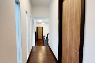 Tiana Elmina Gardens