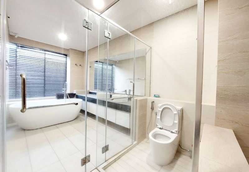 Tiana Elmina Gardens