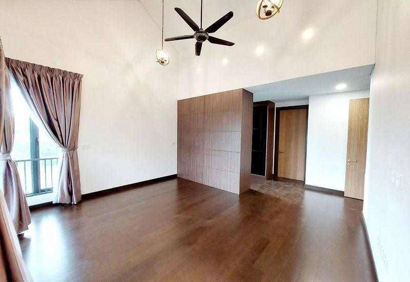 Tiana Elmina Gardens