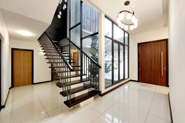 Tiana Elmina Gardens