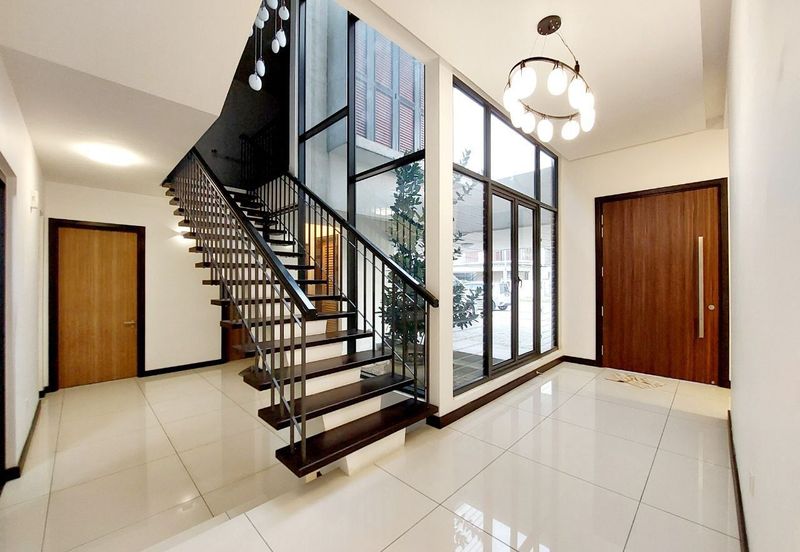 Tiana Elmina Gardens