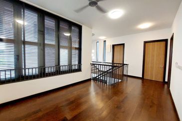 Tiana Elmina Gardens