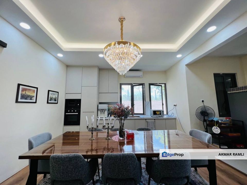 FREEHOLD PARTLY FURNISHED 2 Storey Bungalow House, Banyan Close, Bangi , Selangor, Bangi