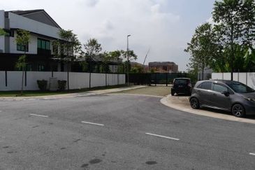 Dalia Residences @ Tropicana Aman