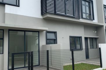 Dalia Residences @ Tropicana Aman