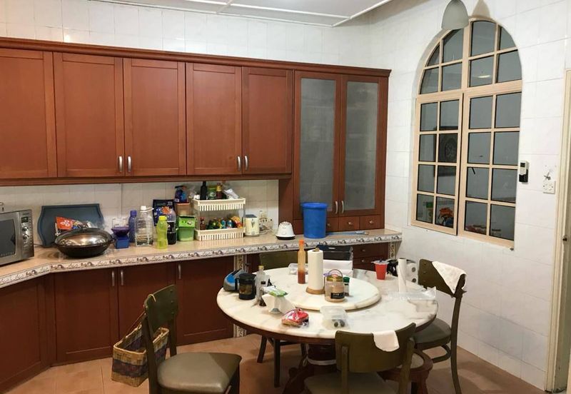 KGSAAS Golf Club, Seksyen 13