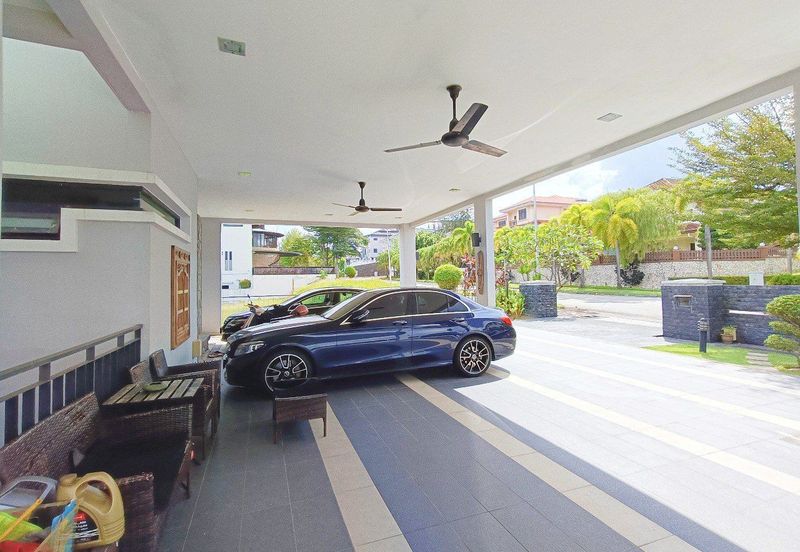 KGSAAS Golf Club, Seksyen 13