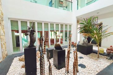 KGSAAS Golf Club, Seksyen 13