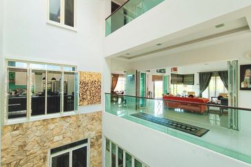 KGSAAS Golf Club, Seksyen 13