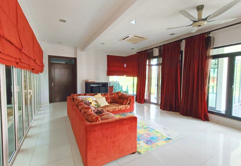 KGSAAS Golf Club, Seksyen 13