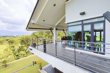 KGSAAS Golf Club, Seksyen 13