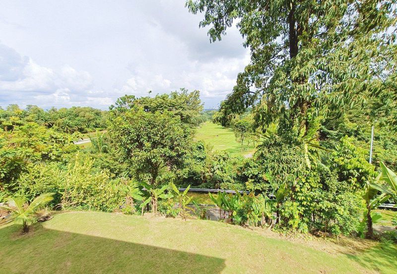 KGSAAS Golf Club, Seksyen 13