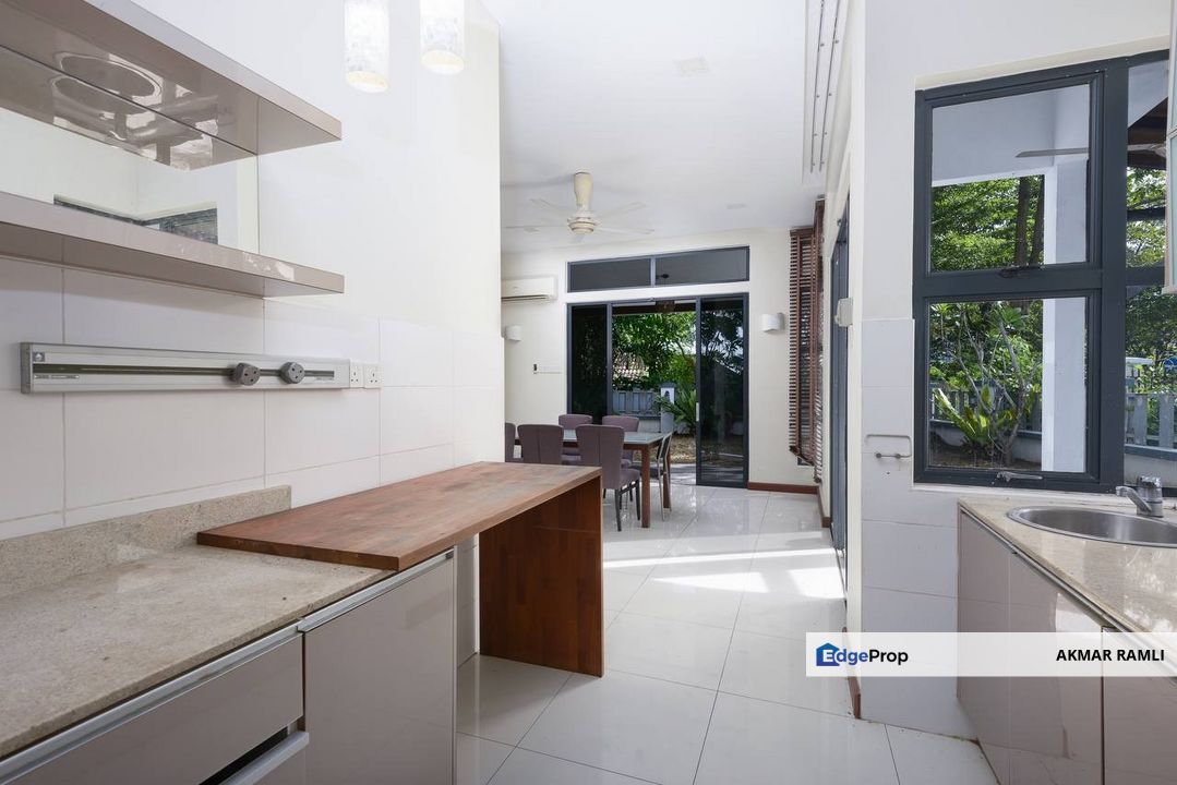 RENOVATED + EXTENDED 2.5 Storey Semi-D House, Mezzo Bukit Jelutong, Selangor , Selangor, Bukit Jelutong