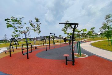 Hevea Elmina Gardens