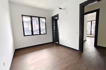 Hevea Elmina Gardens