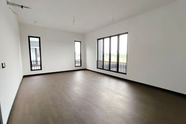 Hevea Elmina Gardens