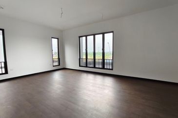 Hevea Elmina Gardens