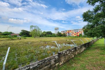 Jalan Bukit Kemuning