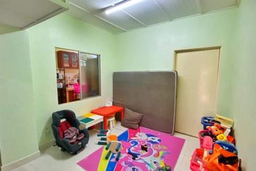 Taman Tamu Hillpark (Seksyen 4)