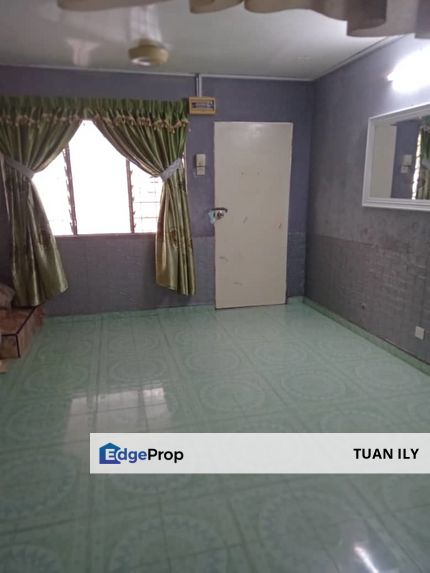 2sty low cost jalan meranti batang kali dah extand dapur cantikk, Selangor, Batang Kali