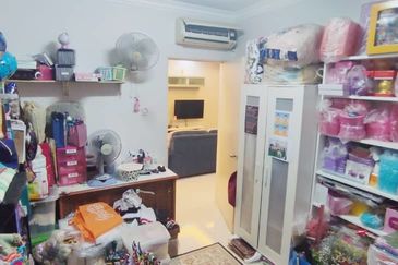 LAKEVIEW APARTMENT TAMAN JASA PERWIRA BATU CAVES,